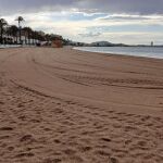 MURCIA.-El Ayuntamiento de Cartagena limpia de medusas las playas de La Manga y Mar Menor y las deja listas para Semana Santa