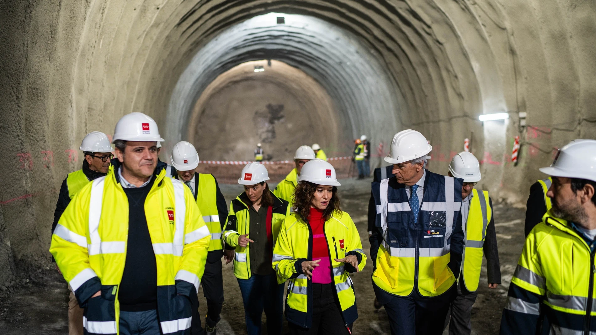 Díaz Ayuso, durante su visita a las obras