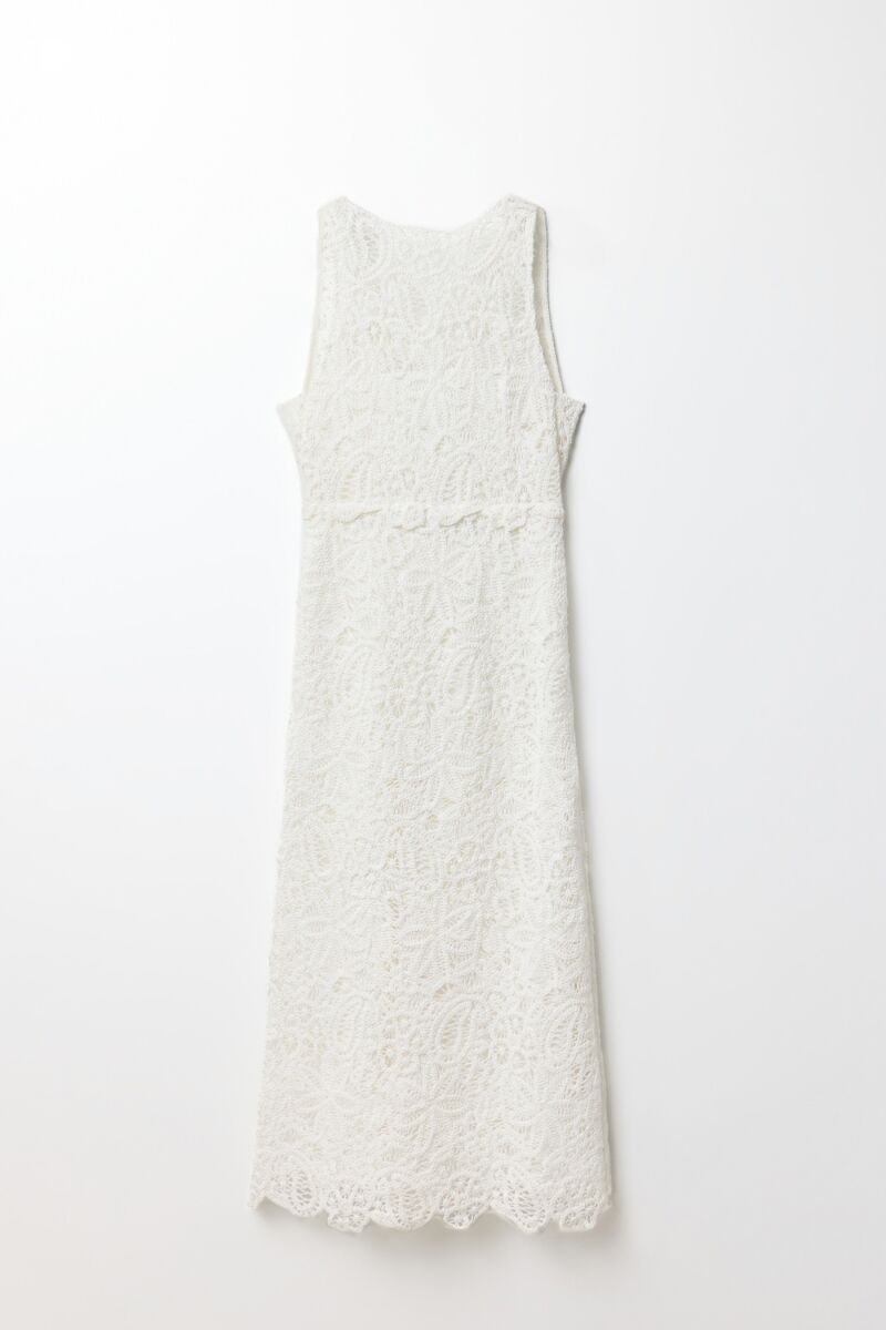 Vestido guipur.