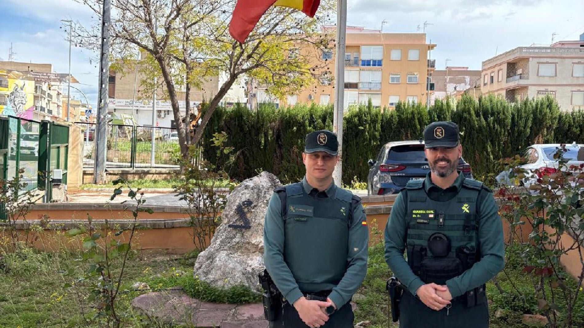 La rápida actuaciones de dos guardias civiles salva a un bebé de morir ...