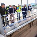 El presidente Mazón y el conseller Mus visitan la depuradora de Algemesí
