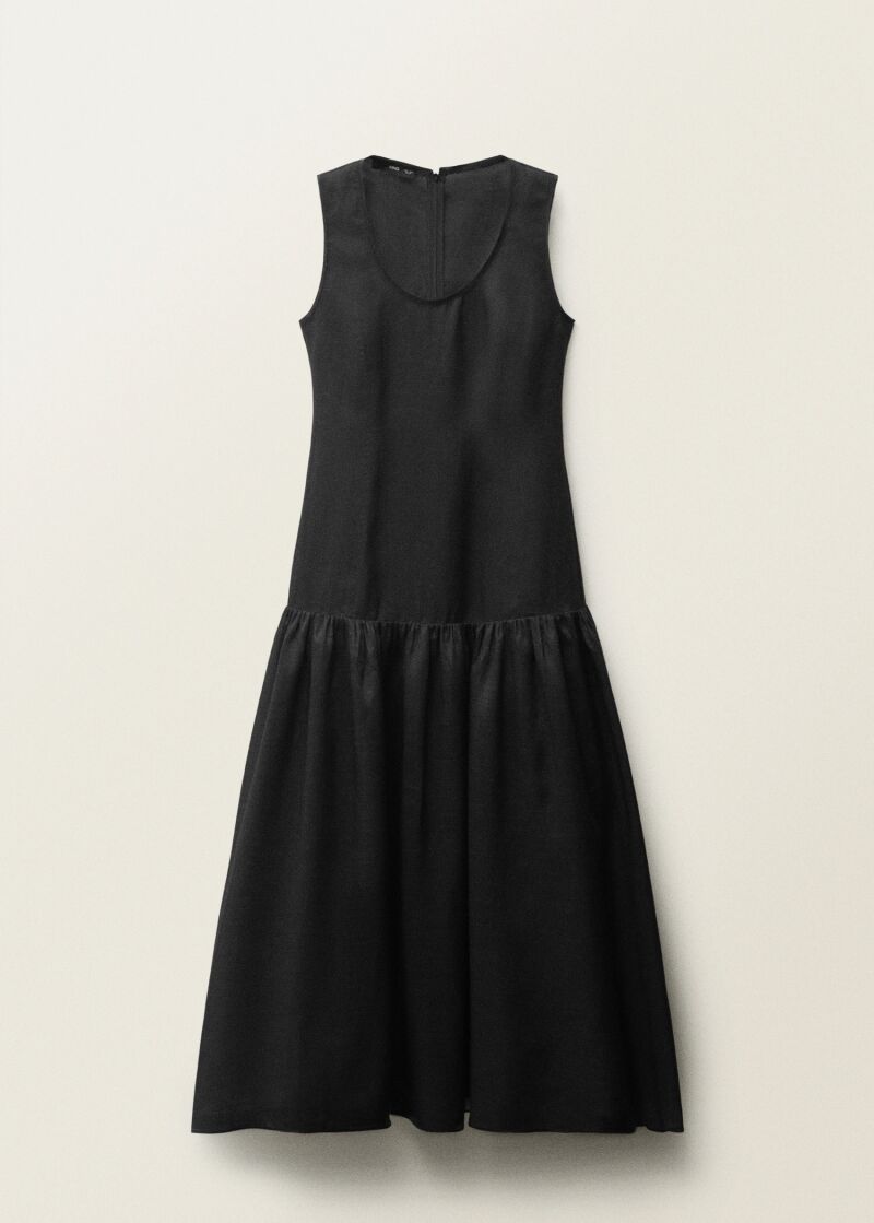 Vestido de cintura baja.