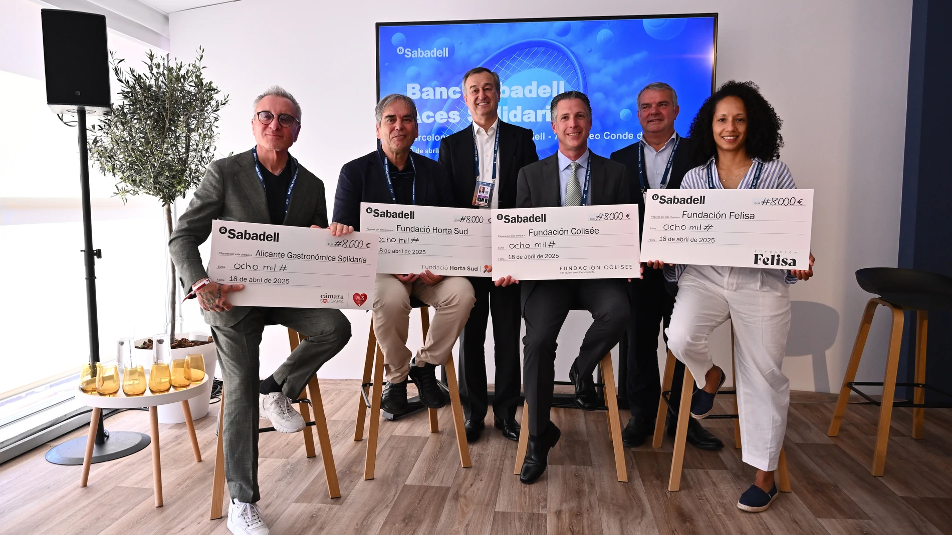 Banco Sabadell entrega 32.000 euros de ayudas de los Aces Solidarios a organizaciones valencianas REMITIDA / HANDOUT por JOSE IZQUIERDO / BANCO SABADELL Fotografía remitida a medios de comunicación exclusivamente para ilustrar la noticia a la que hace referencia la imagen, y citando la procedencia de la imagen en la firma 18/04/2025