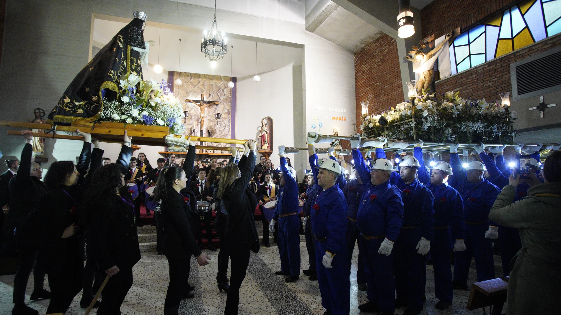 Procesión de los mineros de Caboalles de Abajo