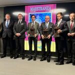 Foto de grupo de los XIX Premios “Pepe Luis Vázquez" que entrega Caja Rural de Sur 