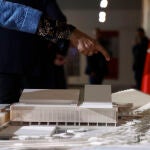 El alcalde de Madrid, José Luis Martínez-Almeida, presenta el proyecto del nuevo estadio semipermanente de la Caja Mágica
