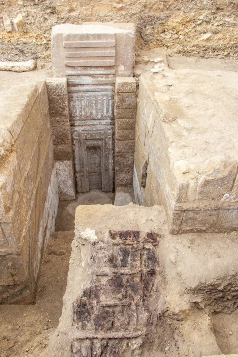 Una de las puertas encontradas en Saqqara