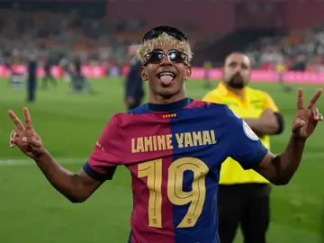 FC Barcelona Vs Real Madrid - Final Copa Del Rey Lamine Yamal of FC Barcelona celebrates the victory during the Spanish Cup, Copa del Rey, Final football match played between FC Barcelona and Real Madrid at La Cartuja Stadium on April 26, 2025 in Sevilla, Spain. AFP7 26/04/2025 ONLY FOR USE IN SPAIN