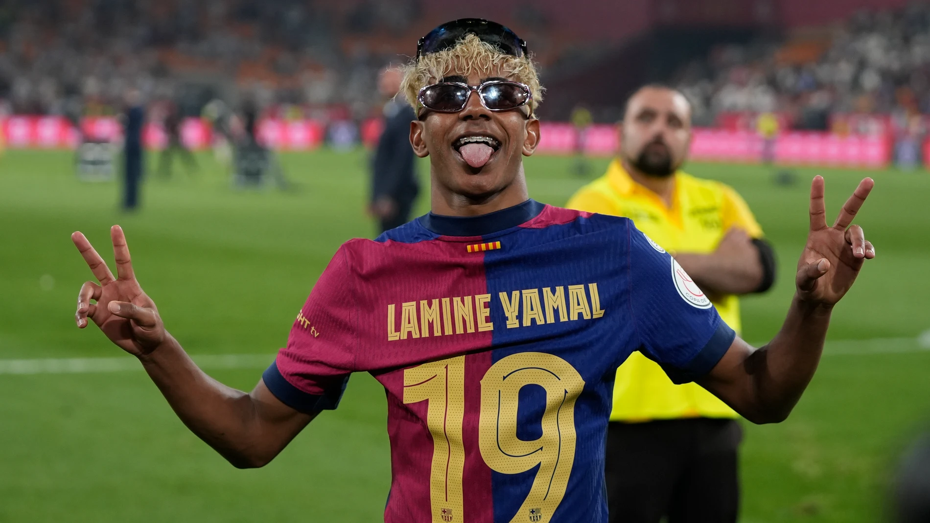 Lamine Yamal of FC Barcelona celebrates the victory during the Spanish Cup, Copa del Rey, Final football match played between FC Barcelona and Real Madrid at La Cartuja Stadium on April 26, 2025 in Sevilla, Spain. AFP7 26/04/2025 ONLY FOR USE IN SPAIN