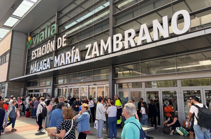 Estación de AVE, Media Distancia y Cercanías Renfe Málaga María Zambrano