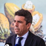 El president Mazón visita diversas empresas del Parque Empresarial L’Espartal de Xixona