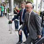 El delegado del Gobierno, Francisco Martín Aguirre, entrando en los juzgados de plaza Castilla@ Gonzalo Pérez