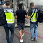 Expulsión de uno de los 13 ciudadanos extranjeros "multirreincidentes"