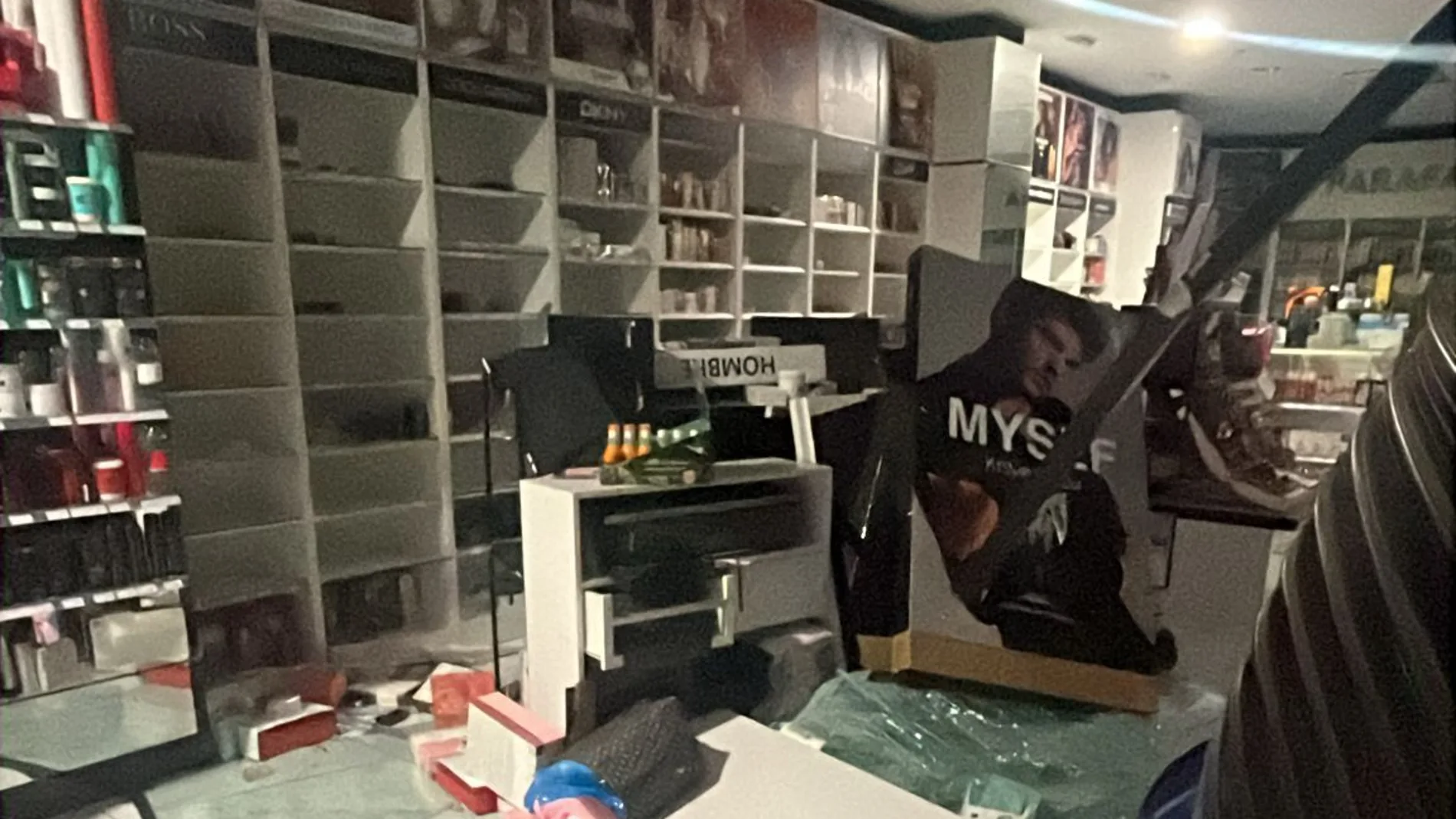 Robo de película en dos perfumerías en la Región de Murcia