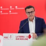 El líder del PSOE extremeño Gallardo