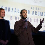 Oliver Laxe celebra el preestreno de su última película ‘Sirât’ en Navia de Suarna (Lugo)