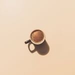 ¿No eres capaz de terminar todo el líquido de un vaso? No eres raro, hay una explicación científica 