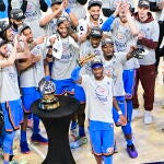 Shai Gilgeous-Alexander, con el trofeo de MVP de la final de la Conferencia Oeste