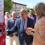 Sanz Merino presenta en Palencia las paradas inteligentes