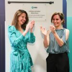 Ana Argelich, presidenta y directora general de MSD en España, junto a Mónica García