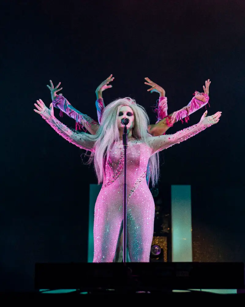 Alaska en una actuación de Fangoria 
