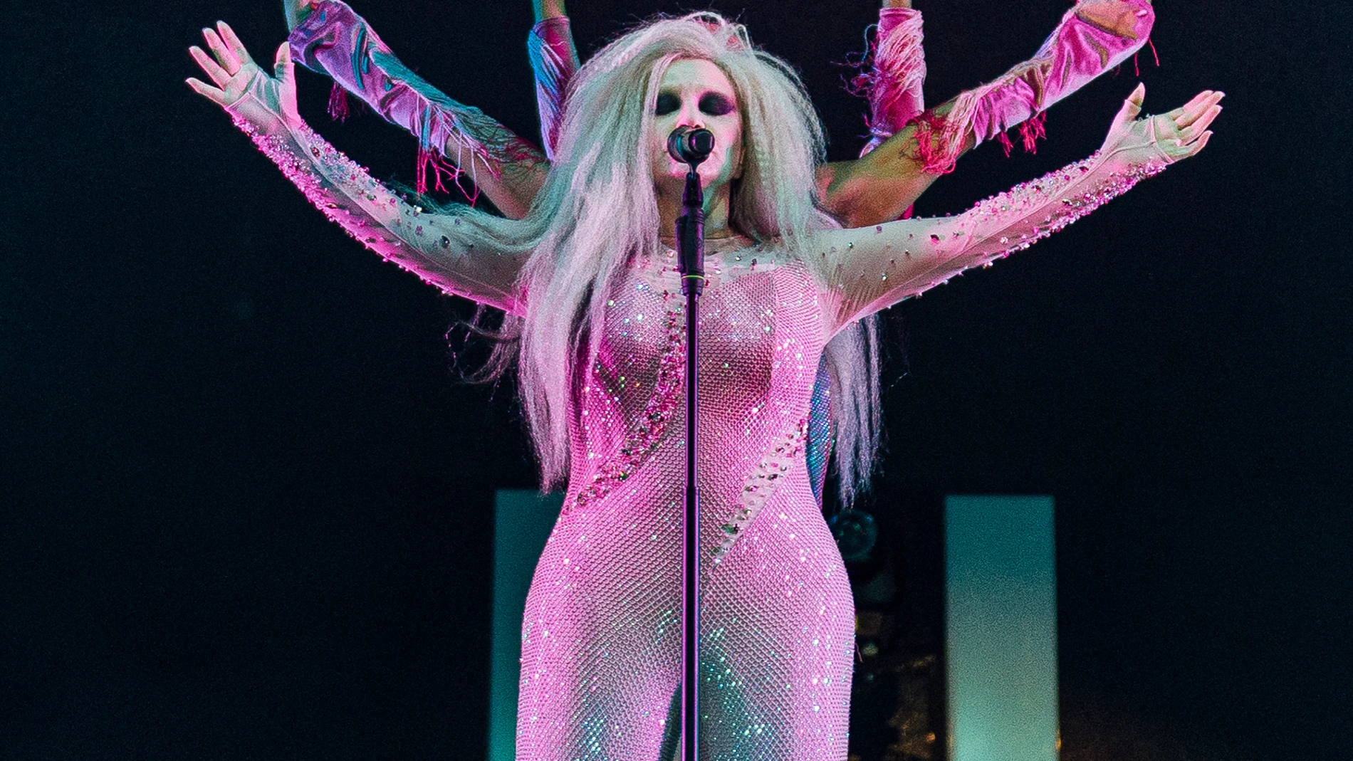 Alaska en una actuación de Fangoria