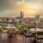 Así es la propuesta de verano del icónico rooftop Picos Pardos 