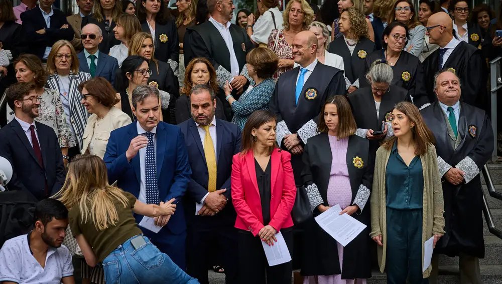 Jueces y fiscales convocan un paro este miércoles en rechazo a las reformas anunciadas por el Gobierno en los