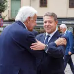 Felipe González y Emiliano García-Page reunidos por la celebración del evento ‘Un camino compartido: 40 años de España y Portugal en la Unión Europea’