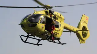 Helicóptero de la Agencia de Protección Civil que se ha sumado a la búsqueda Helicóptero de la Agencia de Protección Civil que se ha sumado a la búsqueda
