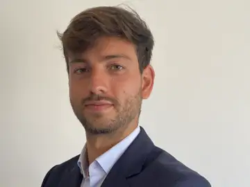 Andrés Millán, abogado laboralista, da las claves de la jubilación: "Nunca me jubilaría 24 meses antes" Andrés Millán, abogado laboralista, da las claves de la jubilación: "Nunca me jubilaría 24 meses antes"