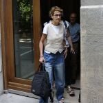 La presidenta de Navarra y secretaria general del PSN-PSOE, María Chivite, abandona la sede del partido tras la reunión mantenida en la Ejecutiva regional, convocada tras la dimisión del navarro Santos Cerdán como secretario de Organizacion del PSOE. EFE/ Jesús Diges
