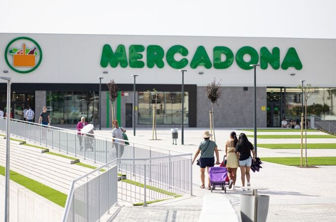 Mercadona abre una nueva tienda en Totana (Murcia) tras una inversión de 6,7 millones de euros