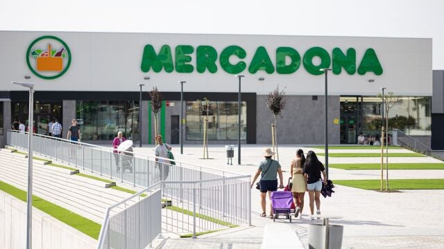 Mercadona abre una nueva tienda en Totana (Murcia) tras una inversión de 6,7 millones de euros