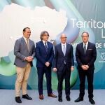 El presidente de la Diputación, Javier iglesias, con los alcaldes de Santa Marta, Ciudad Rodrigo y Béjar, David Mingo, Luis Franco Martín y Marcos Iglesias, respectivamente