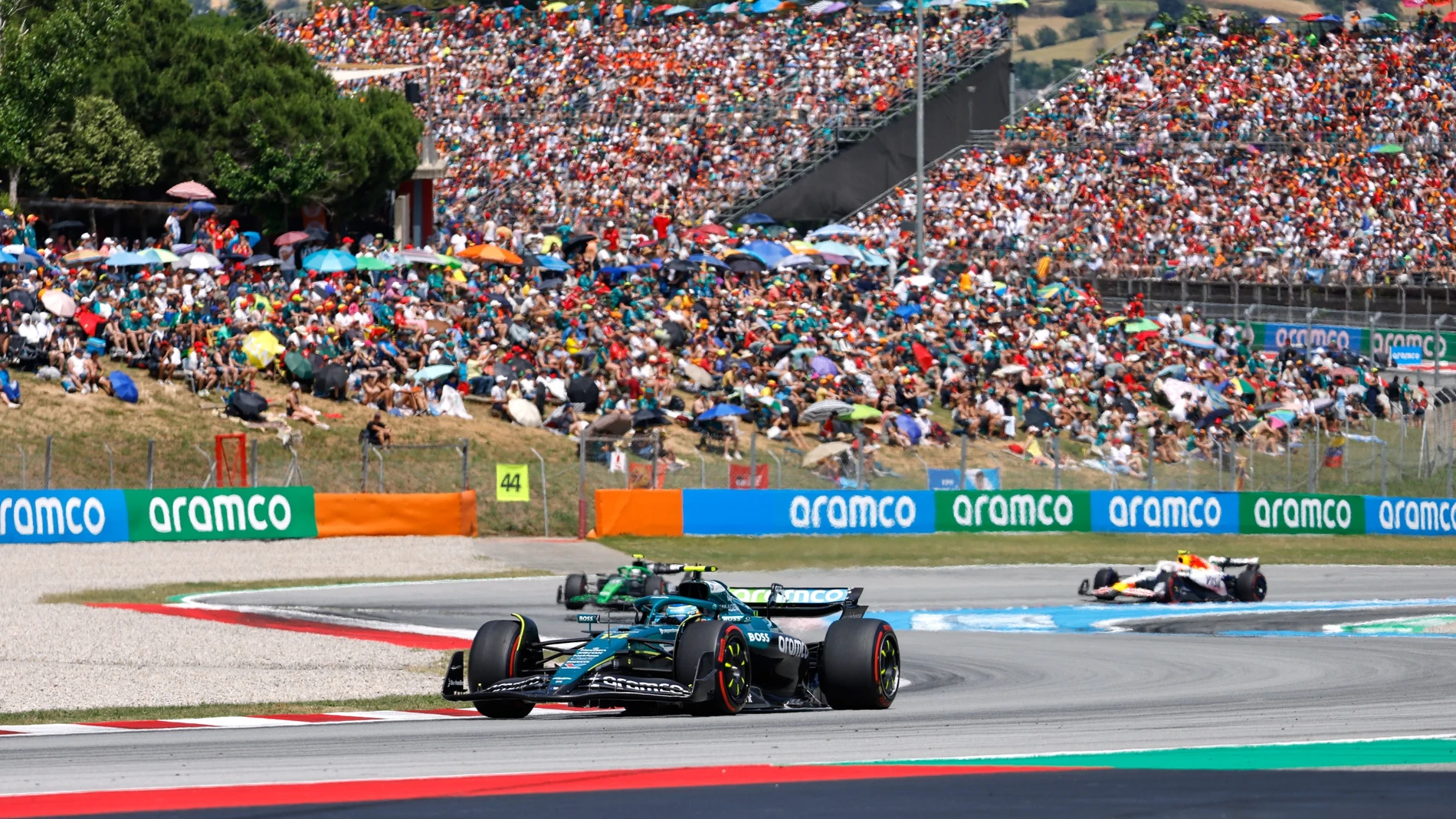 El piloto de Aston Martin Fernando Alonso durante el Gran Premio de España 2025REMITIDA / HANDOUT por MIQUEL ROVIRA PAXAUFotografía remitida a medios de comunicación exclusivamente para ilustrar la noticia a la que hace referencia la imagen, y citando la procedencia de la imagen en la firma01/06/2025