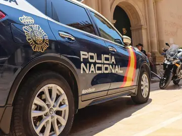 Un vehículo policial en Málaga Un vehículo policial en Málaga
