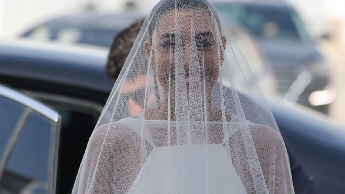 Abel Hernández traces the cultural history of the veil