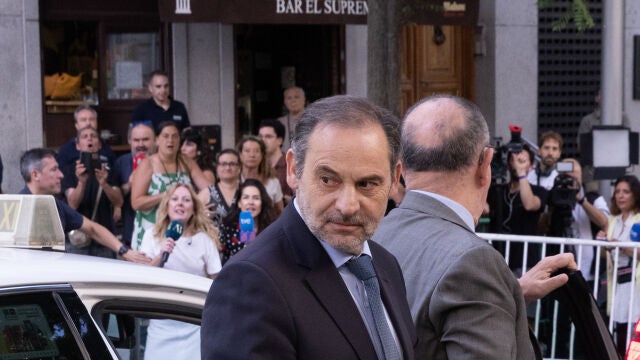 Ábalos en el Tribunal Supremo @ Gonzalo Pérez 