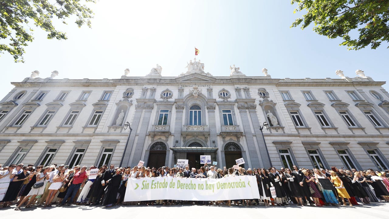 El Tribunal Supremo se planta: "Quiere una justicia sanchista"