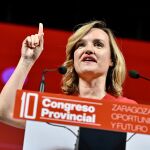 Pilar Alegría: "El nuevo trío de las Azores de Abascal, Aznar y Feijóo habría dicho sí al 5% del PIB para defensa"