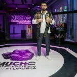 El campeón del mundo del peso ligero de artes marciales mixtas, el español Ilia Topuria, comparece este viernes en una rueda de prensa, en Madrid