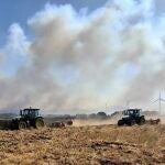 El incendio de Fancinas, en Tarifa, sigue activo pero estabilizado
