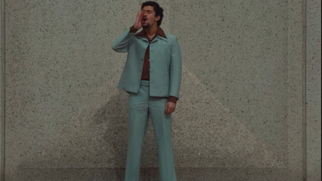 Bad Bunny en el videoclip de "Nuevayol"