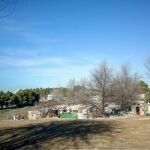 MADRID.-Sucesos.- ACT.- Desalojadas varias chabolas por un incendio en el Sector 6 de la Cañada Real