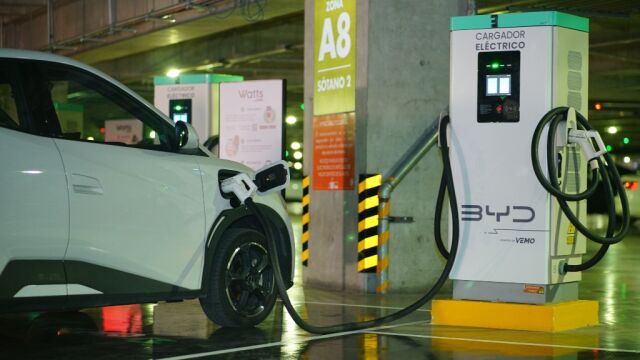 Imagen de archivo de un coche eléctrico. 