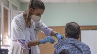 Seg&uacute;n el Colegio de Enfermer&iacute;a de Sevilla, el 60% de las nuevas graduadas se trasladar&aacute;n a trabajar a otras comunidades