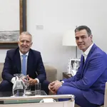 Torres asegura a quienes creen que Sánchez "está muerto" que "no" se va a ir de Moncloa