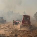 Medios de la UME trabajan incendio del Barranco de las Cinco Villas (Ávila)