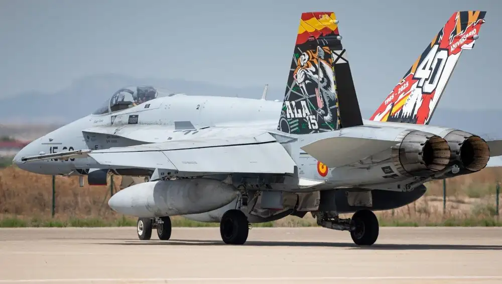 Caza E/F-18M Hornet